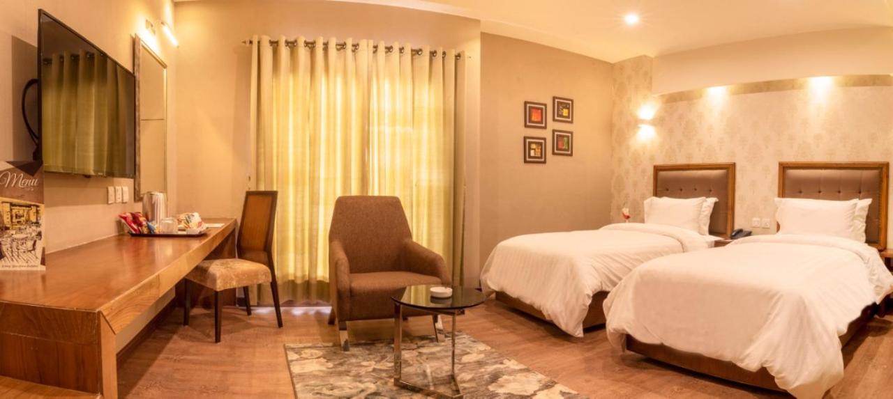 Hotel One Garden Town, Lahor Kültér fotó